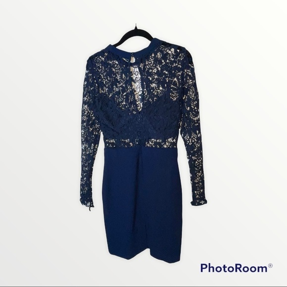 ROMEO + JULIET COUTURE Navy Blue Lace Long Sleeve Cut Out Mini Dress, Size M - Picture 8 of 8